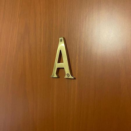 Hlux Oi Affiₜₜacaₘere Hotell Piacenza Exteriör bild